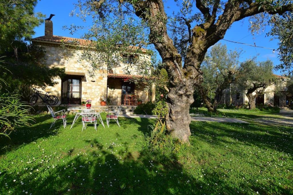 Kidoni Villas Gaitani エクステリア 写真